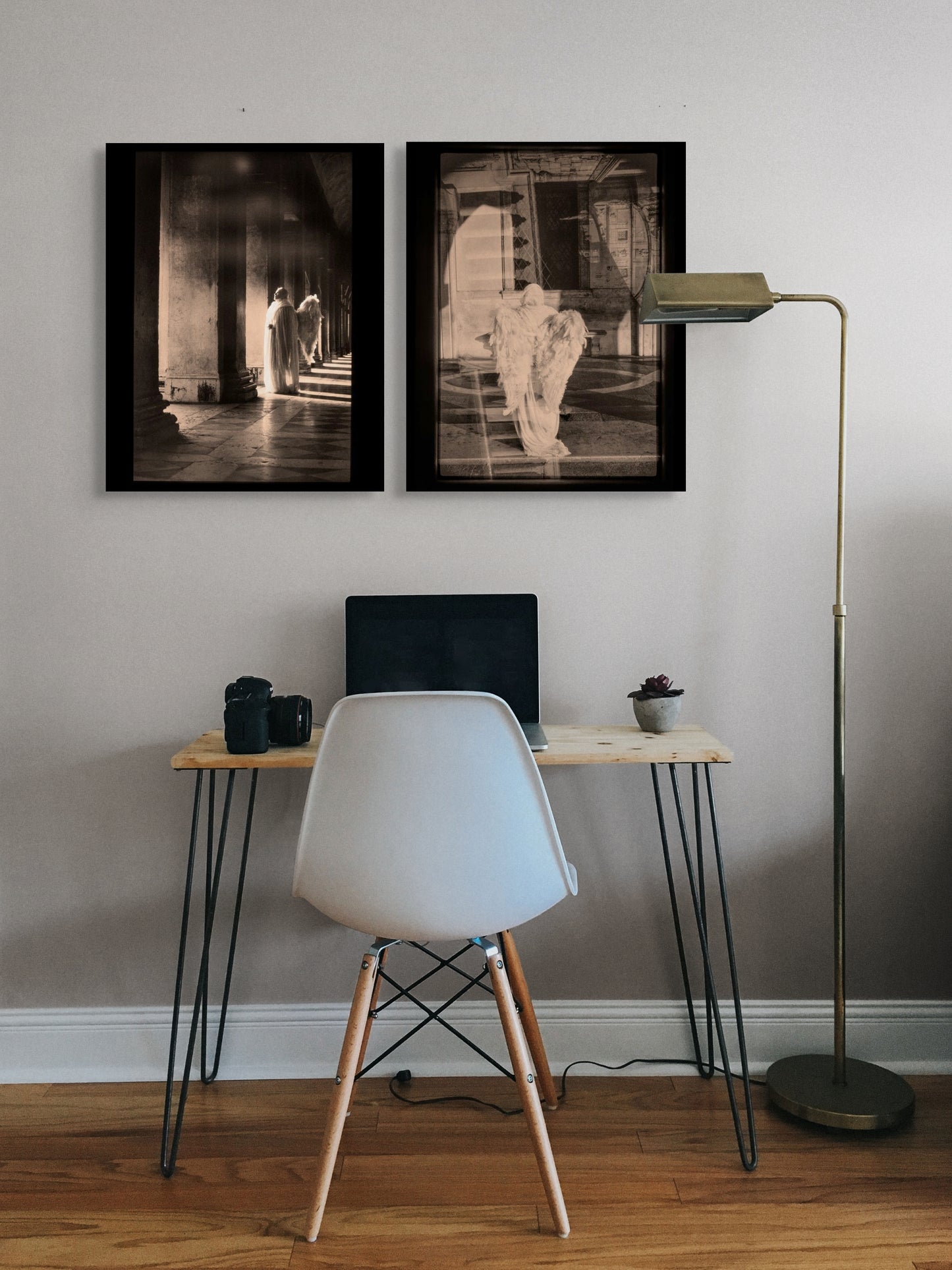 18-STANDING IN THE LIGHT-Venice, Italy